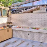Aphrodite Guest house 4*