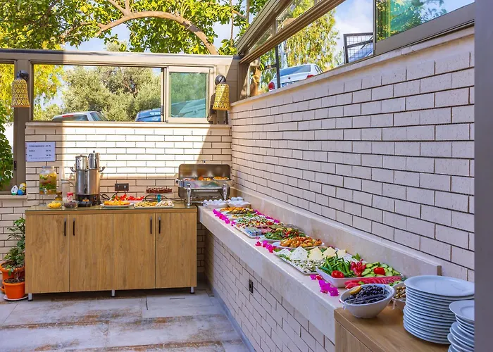 Aphrodite Guest house